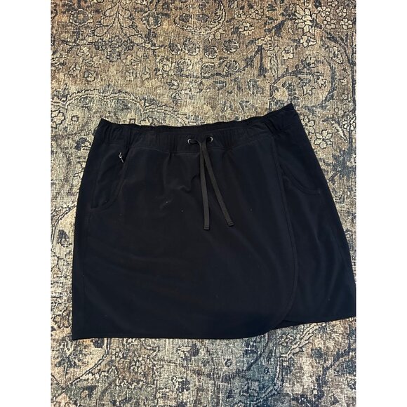 Patagonia Dresses & Skirts - Patagonia ACTIVEWEAR Skort/ Skirt Black W/pockets Size LARGE Womens